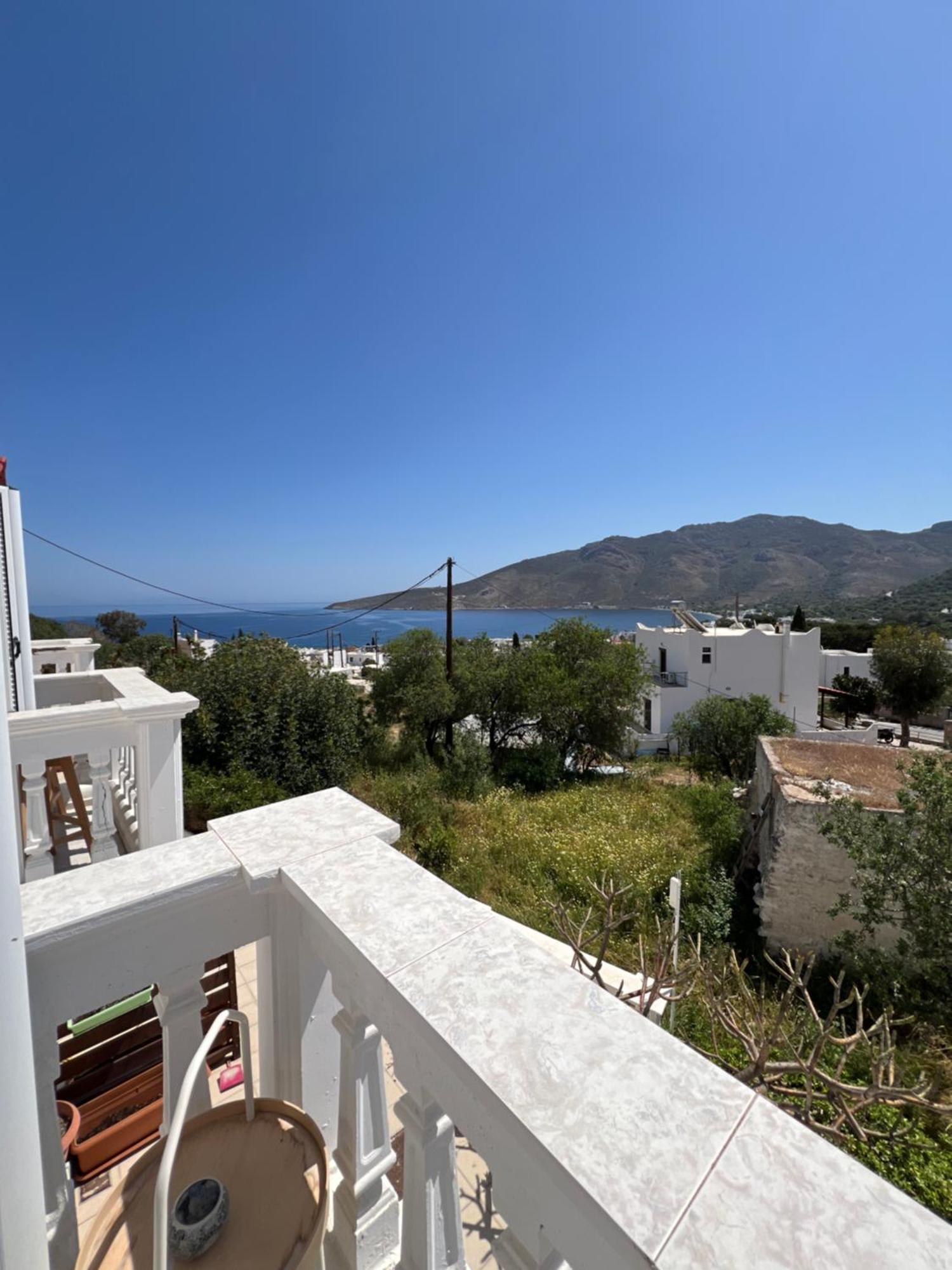 Nikos Studios Livadia  Exterior foto
